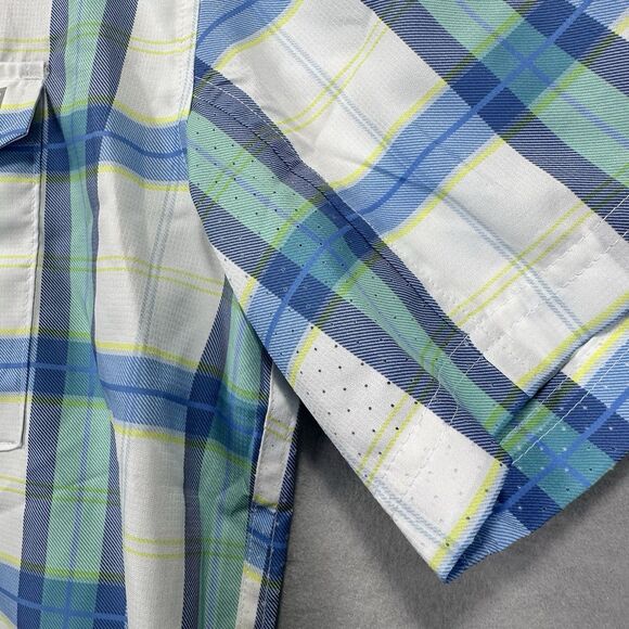 NWT Huk Men’s Latitude Tide Point Short Sleeve Button Up Flannel Performance New - Picture 13 of 15